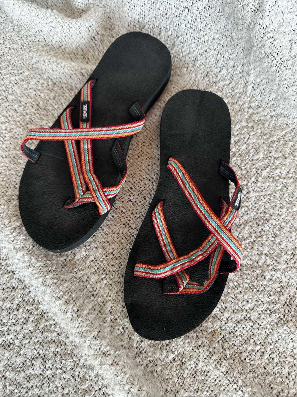 Teva Olowahu Sandals - Women's Black Sandals with Rainbow Stripe Webbing